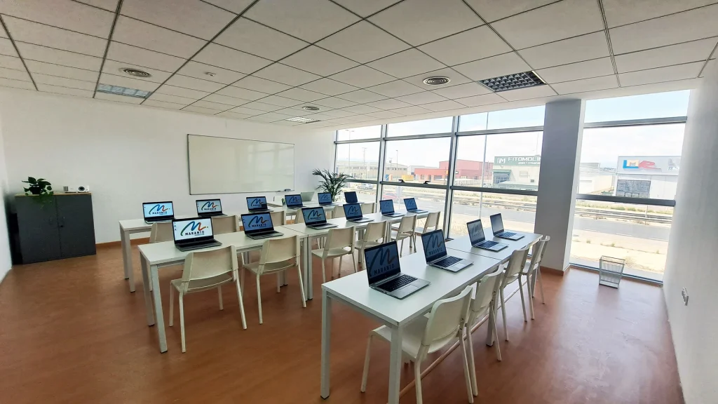 Alquiler de aulas 4 Aula-1_03