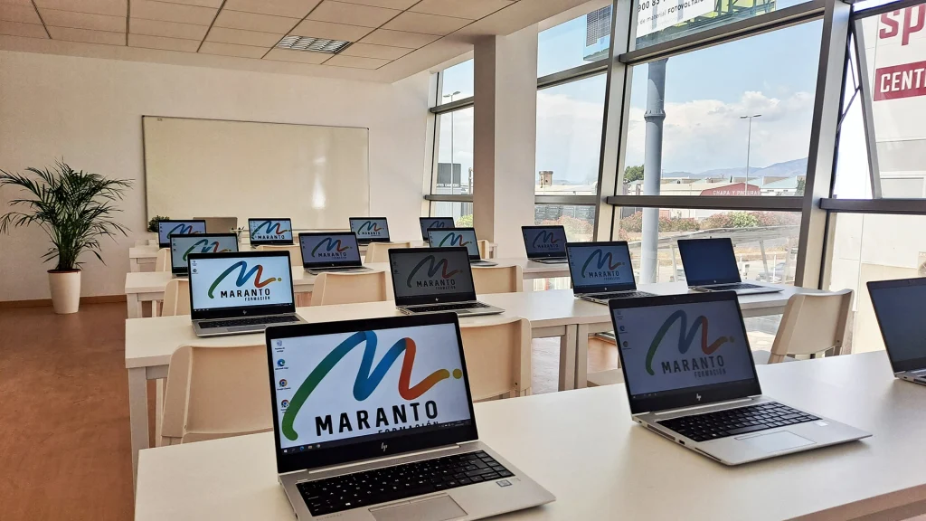 Alquiler de aulas 10 Aula-3_03